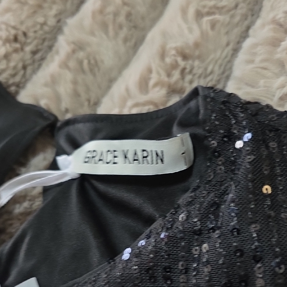 Black Sequin Short Sleeve Top Size L - Picture 5 of 12